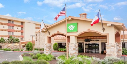 Wyndham Garden Hotel
